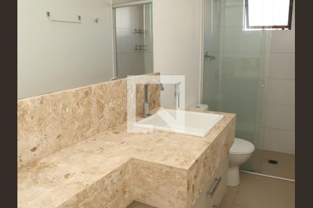 Banheiro de apartamento para alugar com 2 quartos, 74m² em Setor Aeroporto, Goiânia