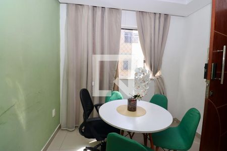 Sala de apartamento para alugar com 3 quartos, 70m² em Barreiras, Salvador