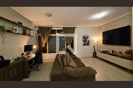 Casa à venda com 4 quartos, 182m² em Jardim Planalto, Jundiaí