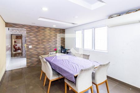 Sala de casa para alugar com 4 quartos, 240m² em Jardim Sao Jose, São Paulo