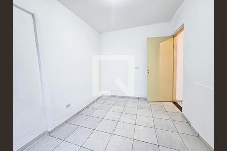 Quarto de casa para alugar com 3 quartos, 200m² em Jardim Iracema, São Paulo