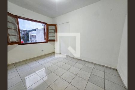 Quarto de casa para alugar com 3 quartos, 200m² em Jardim Iracema, São Paulo