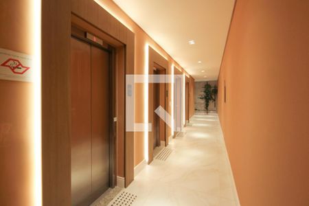 Hall de kitnet/studio para alugar com 1 quarto, 25m² em Vila Olímpia, São Paulo