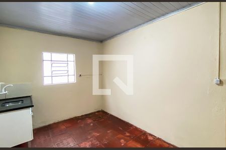 Cozinha  de casa para alugar com 2 quartos, 55m² em Parque Boturussu, São Paulo