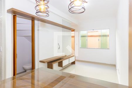 Sala de casa de condomínio à venda com 2 quartos, 74m² em Vila Santa Edwiges, São Paulo