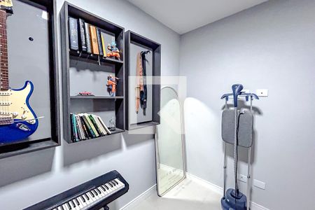 Quarto 1 de apartamento para alugar com 2 quartos, 40m² em Vila Santa Isabel, São Paulo