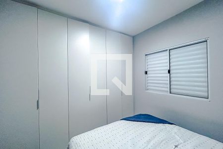 Quarto 2 de apartamento para alugar com 2 quartos, 40m² em Vila Santa Isabel, São Paulo