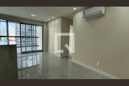 Sala de apartamento para alugar com 2 quartos, 87m² em Recreio dos Bandeirantes, Rio de Janeiro