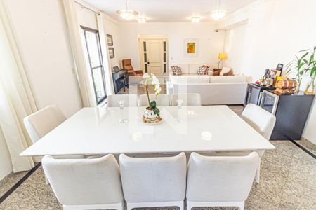 Sala de apartamento à venda com 3 quartos, 170m² em Vila Regente Feijó, São Paulo
