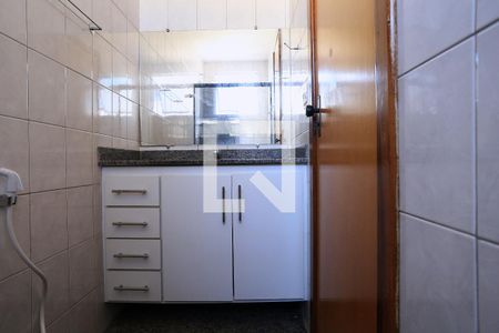 Banheiro da Suíte de apartamento para alugar com 3 quartos, 72m² em União, Belo Horizonte