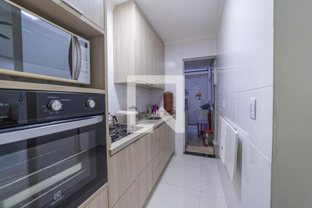 Cozinha de casa de condomínio à venda com 3 quartos, 64m² em Burgo Paulista, São Paulo