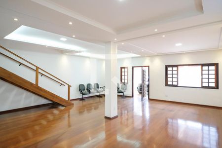 v de casa para alugar com 4 quartos, 490m² em Cerâmica, São Caetano do Sul