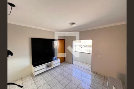 Sala de apartamento para alugar com 2 quartos, 57m² em Santa Mônica, Uberlândia