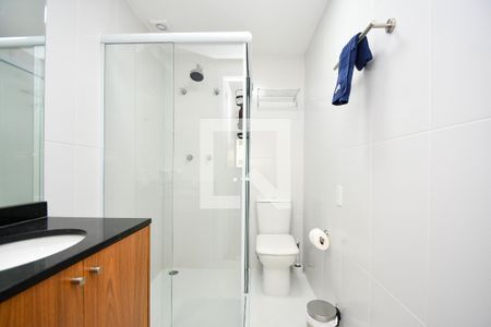 banheiro de kitnet/studio à venda com 1 quarto, 29m² em Pinheiros, São Paulo