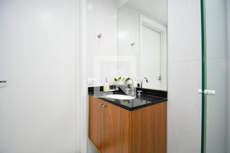 banheiro de kitnet/studio à venda com 1 quarto, 29m² em Pinheiros, São Paulo