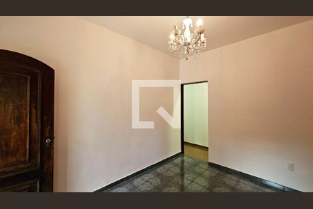 Casa à venda com 3 quartos, 800m² em Jardim Santa Gertrudes, Jundiaí