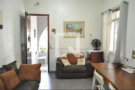 Casa à venda com 4 quartos, 180m² em Piedade, Rio de Janeiro