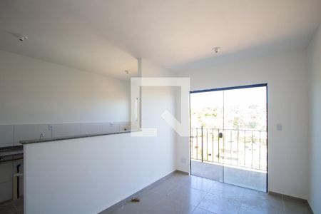 Apartamento para alugar com 2 quartos, 40m² em Laranjal, São Gonçalo