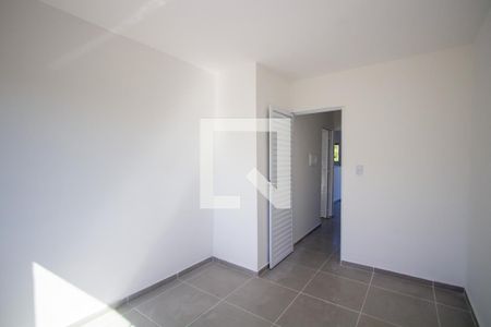 Quarto 2 de apartamento para alugar com 2 quartos, 40m² em Laranjal, São Gonçalo