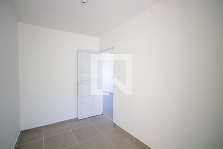 Quarto 1 de apartamento para alugar com 2 quartos, 40m² em Laranjal, São Gonçalo