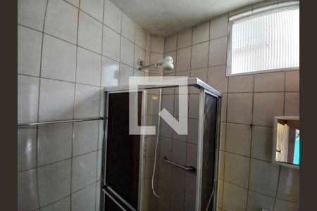 Banheiro de apartamento para alugar com 1 quarto, 22m² em Itararé, São Vicente