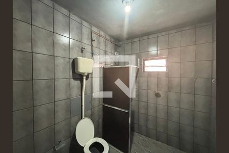 Banheiro de casa para alugar com 2 quartos, 80m² em Vila Silvia, São Paulo