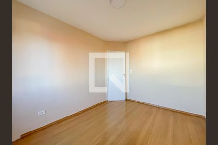 Quarto 1 de apartamento para alugar com 2 quartos, 62m² em Jaguaribe, Osasco