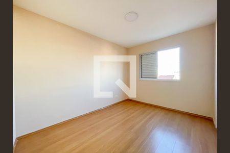 Quarto 1 de apartamento para alugar com 2 quartos, 62m² em Jaguaribe, Osasco