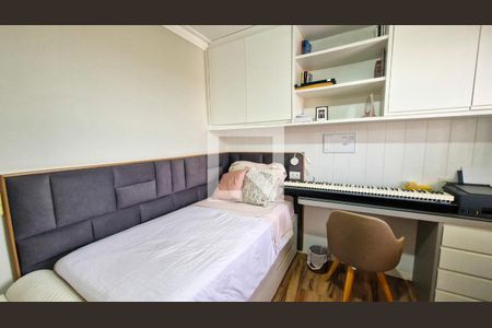 Quarto de apartamento à venda com 2 quartos, 64m² em Jardim Lallo, São Paulo