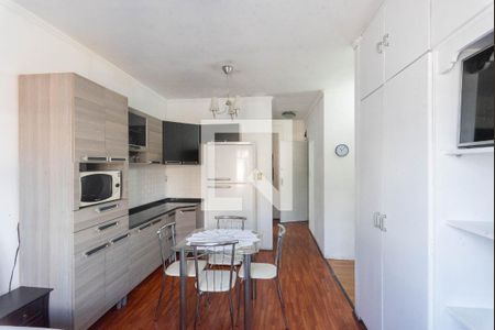 Sala/Quarto de apartamento para alugar com 1 quarto, 48m² em Botafogo, Campinas