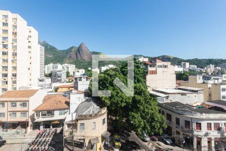 Vista de apartamento à venda com 2 quartos, 80m² em Grajaú, Rio de Janeiro