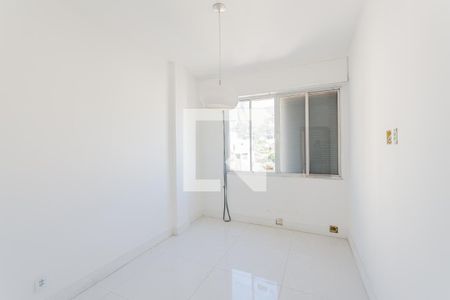 Quarto 1 de apartamento à venda com 2 quartos, 80m² em Grajaú, Rio de Janeiro