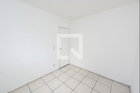 Quarto 2 de apartamento para alugar com 2 quartos, 45m² em Olaria, Contagem