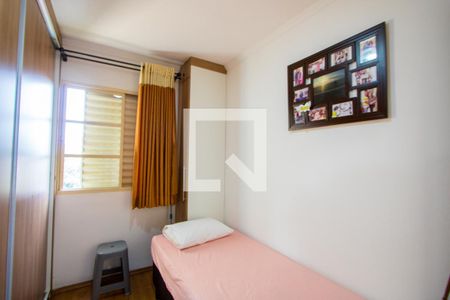 Quarto 2 de apartamento para alugar com 2 quartos, 52m² em Jardim Santo André Cdhu, Santo André