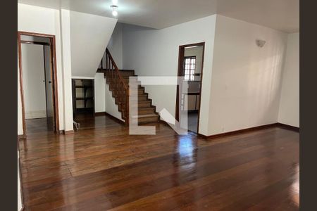 Casa de Condomínio para alugar com 5 quartos, 460m² em Barra da Tijuca, Rio de Janeiro