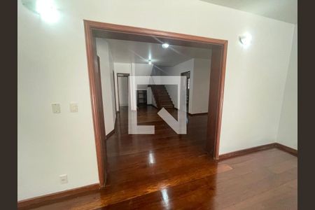 Casa de Condomínio para alugar com 5 quartos, 460m² em Barra da Tijuca, Rio de Janeiro