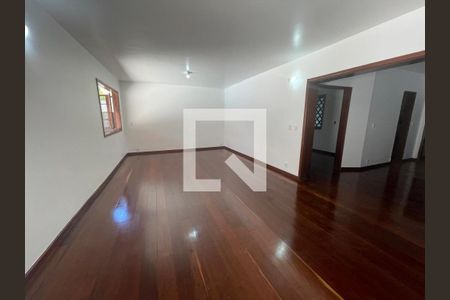 Casa de Condomínio para alugar com 5 quartos, 460m² em Barra da Tijuca, Rio de Janeiro