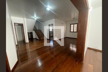 Casa de Condomínio para alugar com 5 quartos, 460m² em Barra da Tijuca, Rio de Janeiro