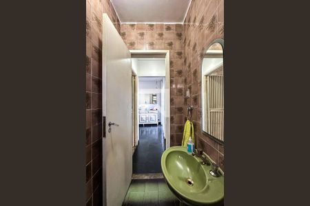 Lavabo de casa à venda com 3 quartos, 250m² em Jardim Analia Franco, São Paulo