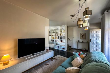 Sala de casa à venda com 3 quartos, 250m² em Jardim Analia Franco, São Paulo