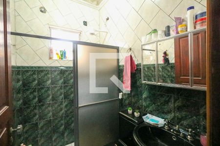 Banheiro Social de casa à venda com 4 quartos, 265m² em Santa Amelia, Diadema