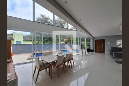 Sala de casa de condomínio à venda com 4 quartos, 400m² em Jardim Peri, São Paulo