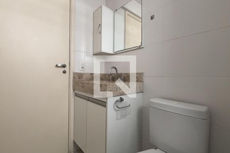 Banheiro da Suíte de apartamento para alugar com 2 quartos, 60m² em Gopouva, Guarulhos