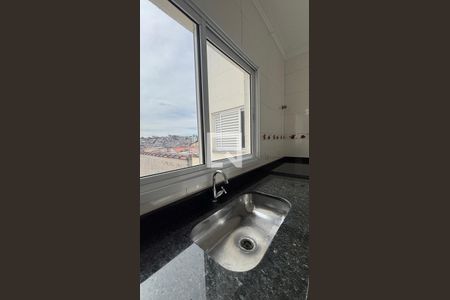 Sala - Cozinha de apartamento para alugar com 2 quartos, 100m² em Vila Clarice, Santo André
