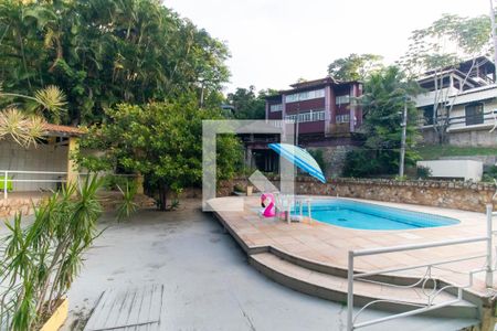 Casa de Condomínio à venda com 5 quartos, 362m² em Pendotiba, Niterói