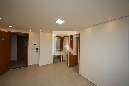 Sala/cozinha de apartamento para alugar com 2 quartos, 35m² em Vila Antonieta, São Paulo