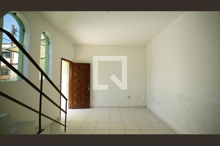 Casa para alugar com 2 quartos, 90m² em Vila Lucinda, Santo André