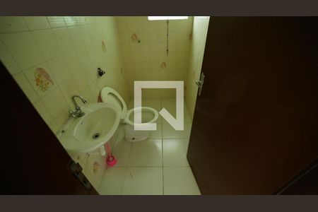 Banheiro da Suíte de casa para alugar com 2 quartos, 90m² em Vila Lucinda, Santo André