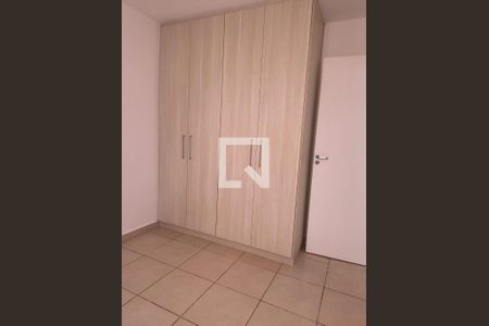 Quarto de apartamento para alugar com 2 quartos, 44m² em Santa Mônica, Uberlândia