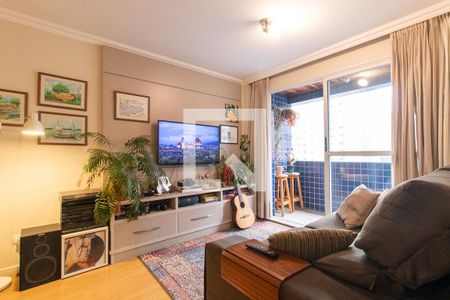 Sala de apartamento para alugar com 3 quartos, 80m² em Água Verde, Curitiba